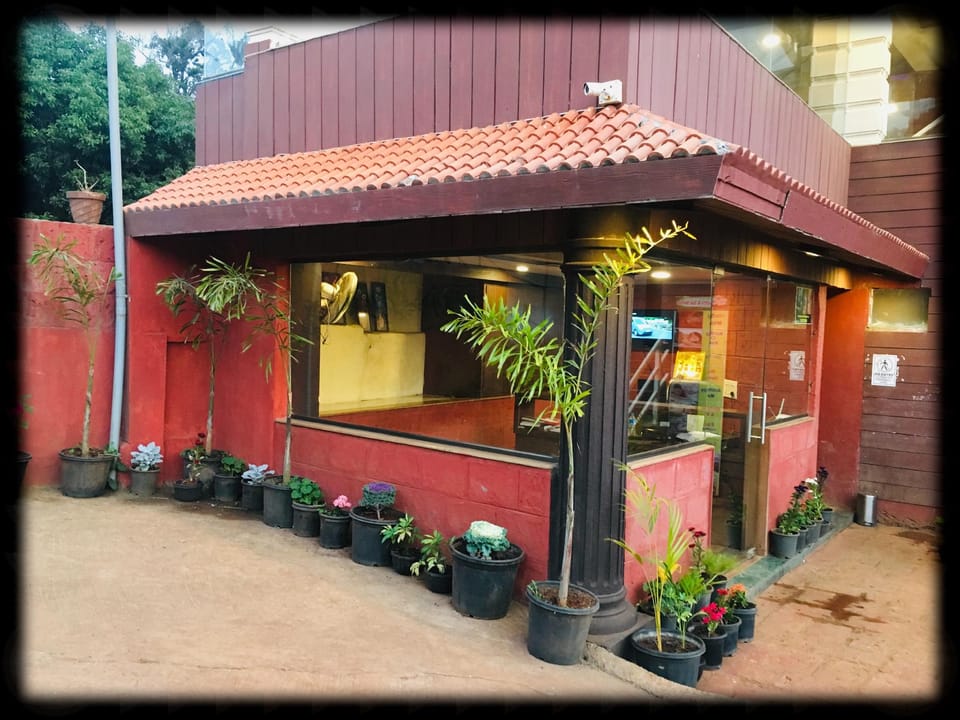 Valley Wood Hotel in Maharashtra