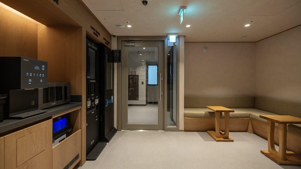 Loop Seoul Hotel Retreat by Anook Seoul Gangnam 2 Motel in Seoul