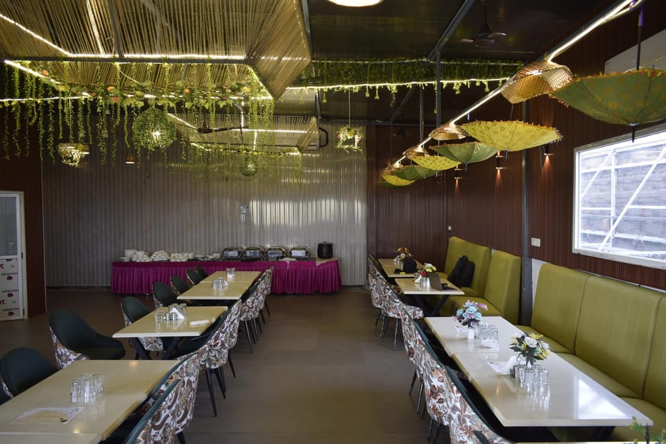 Hotel President Crown Hotel in Uttar Pradesh