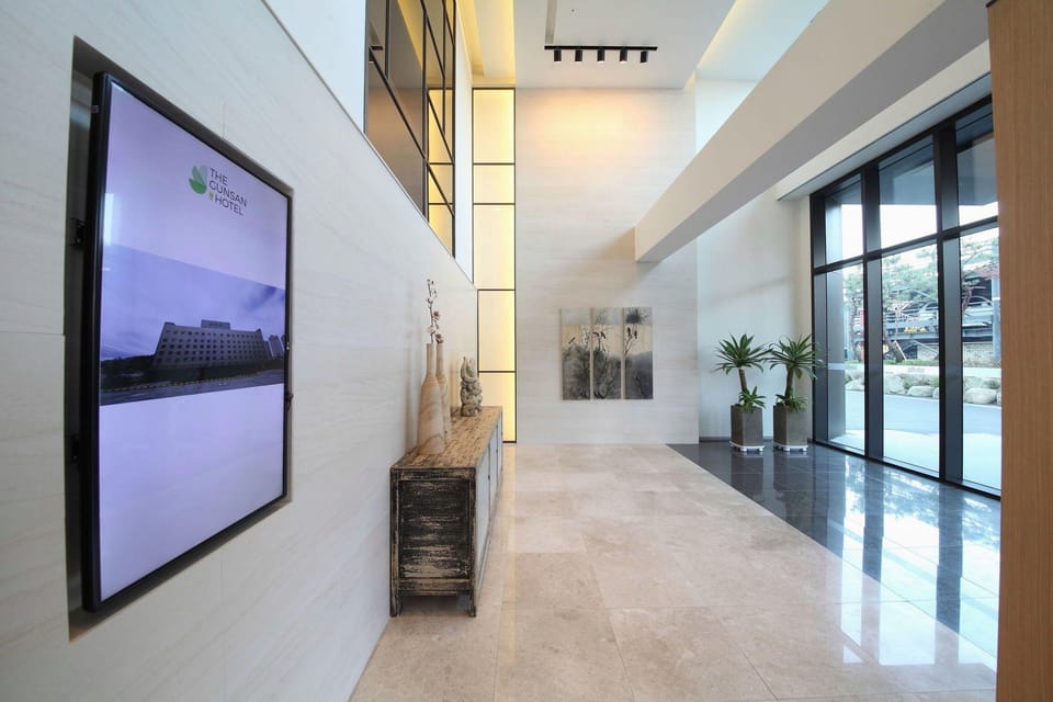 AVON Hotel Hotel in South Korea