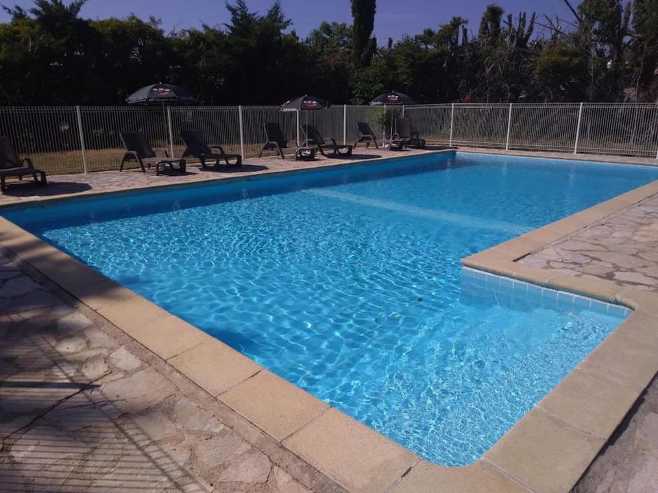 Hotel Les Voyageurs - Vogue Hotel in Provence-Alpes-Côte d'Azur