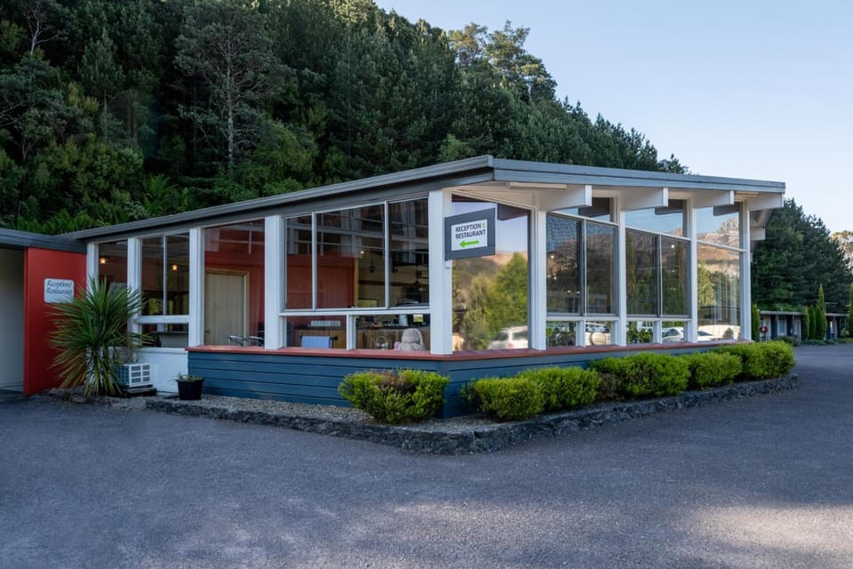 Silver Hills Motel Motel in Queenstown
