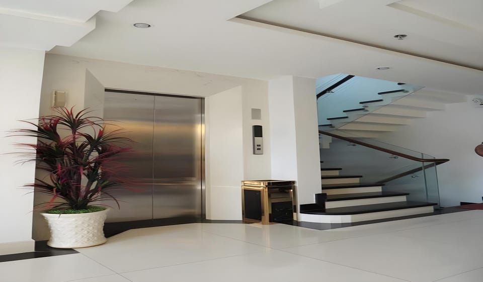 Yen Nam Hotel Nguyen Trong Tuyen Hotel in Ho Chi Minh City