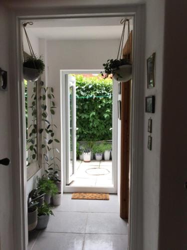 Garden flat 1 Hotel in Llandudno