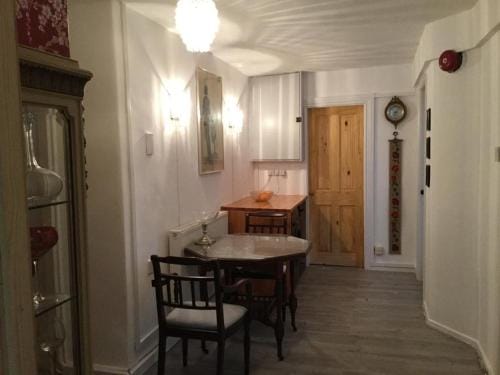 Garden flat 1 Hotel in Llandudno