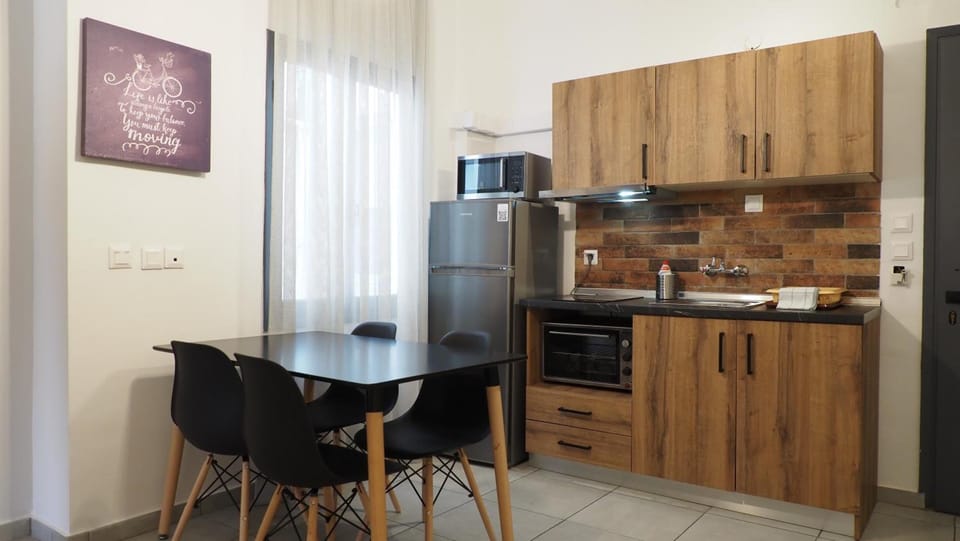 Leonidas Apartments and suites Hotel in Halkidiki