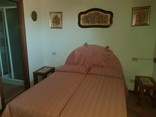 AL BORGO ANTICO affittacamere Hotel in Province of Brescia