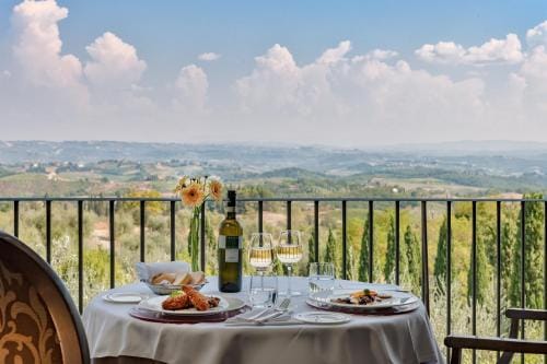 Villasanpaolo Resort & Spa Hotel in Tuscany