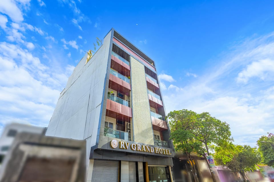 Rv Grand Varanasi Hotel in Varanasi