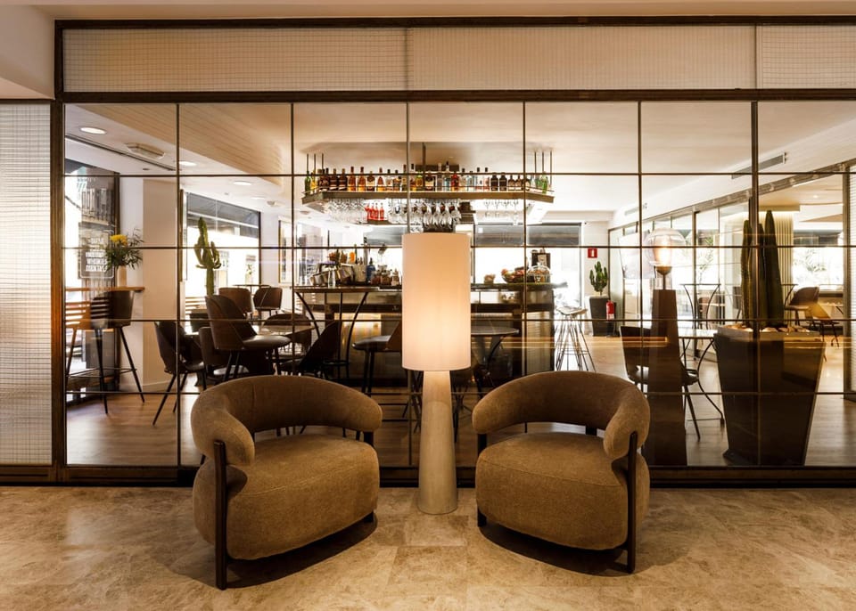 Bar/lounge