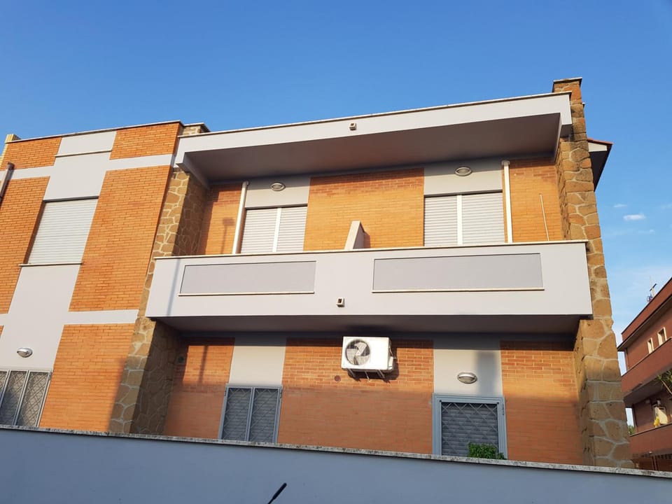 Little Rose guest house Hotel in Fiumicino