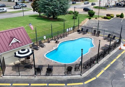 Landmark Inn Motel in Sevierville