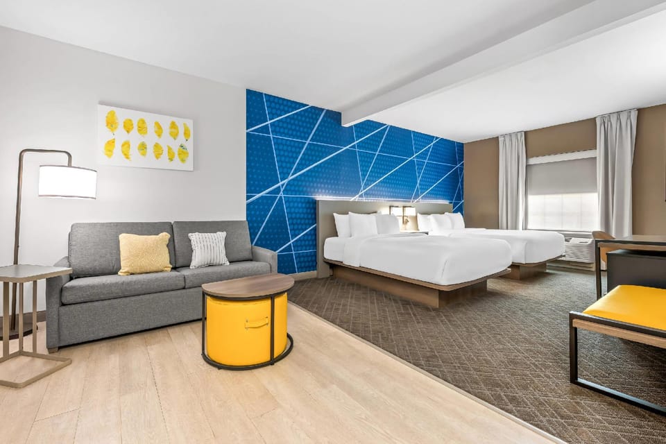 Suite room