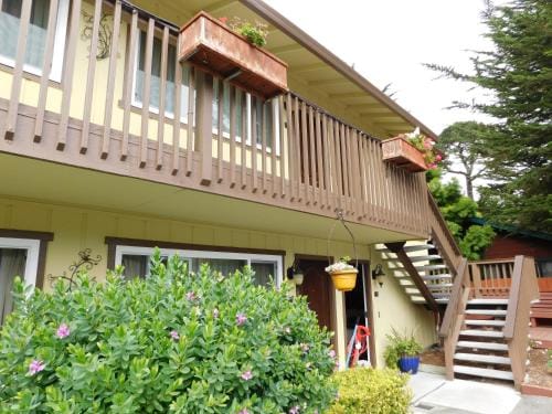 Deer Haven Inn Hotel in Pacific Grove