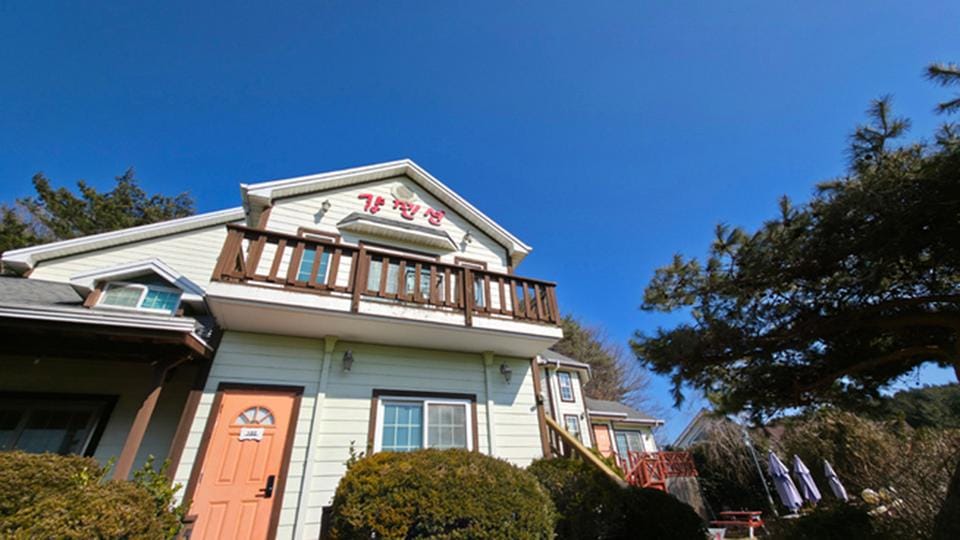 Taean Sharp Pension Hotel in South Korea
