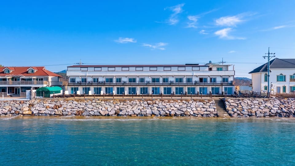 Taean Chueokmandeulgi Pension Hotel in South Korea