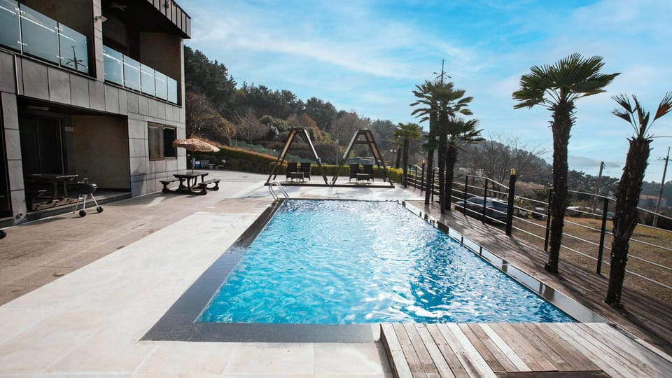Geojedo Bada Punggyeong Hotel in South Korea
