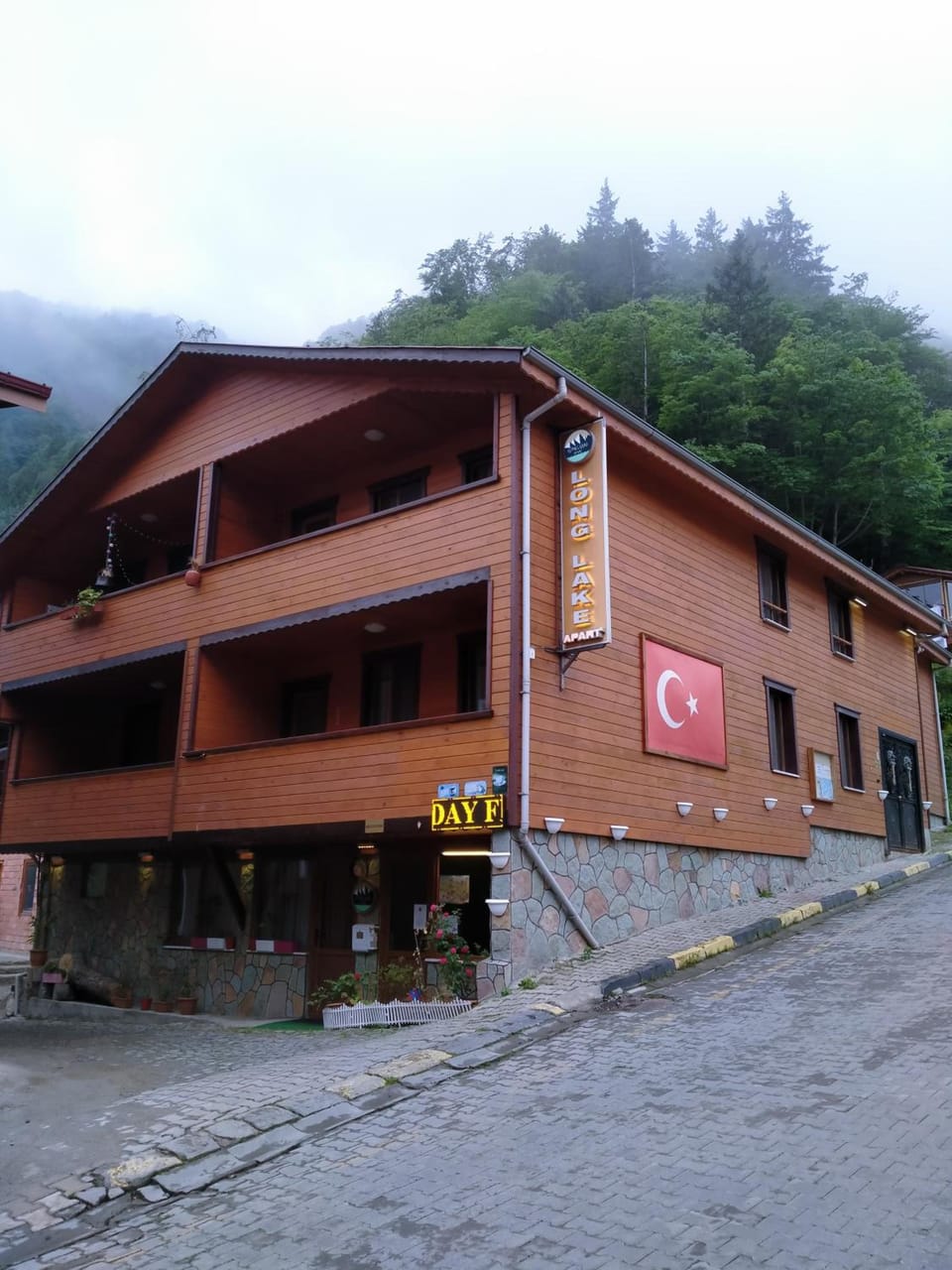 Long Lake pansiyon Apartment hotel in Turkey