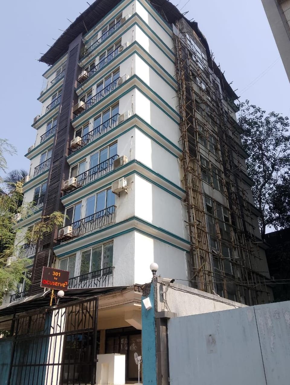 301 By Acuserve Hotel in Mumbai