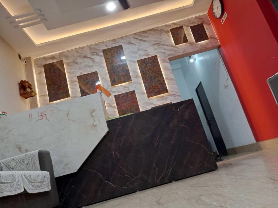 Luxury Stay Paying Guest House Hotel in Uttar Pradesh