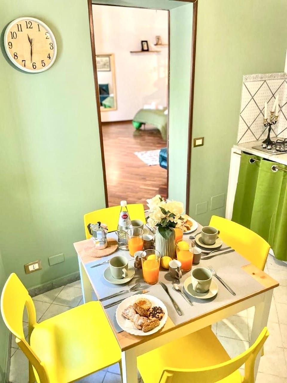 Cozy apartment in the heart of the city center Lodge in Palermo