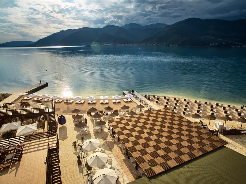 Waikiki Apartments Hotel in Kotor Municipality