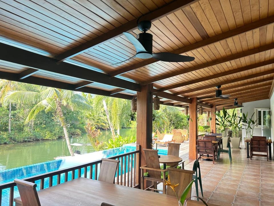 Nanai Resort Salakphet Hotel in Ko Chang