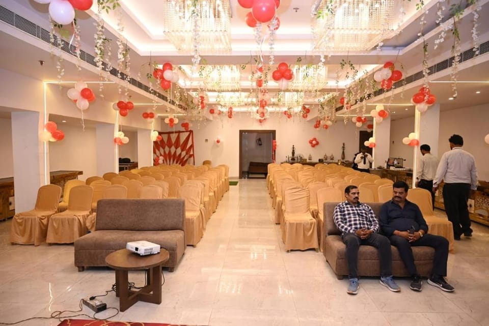 M2N Hotel Aurelia Grand Hotel in Lucknow