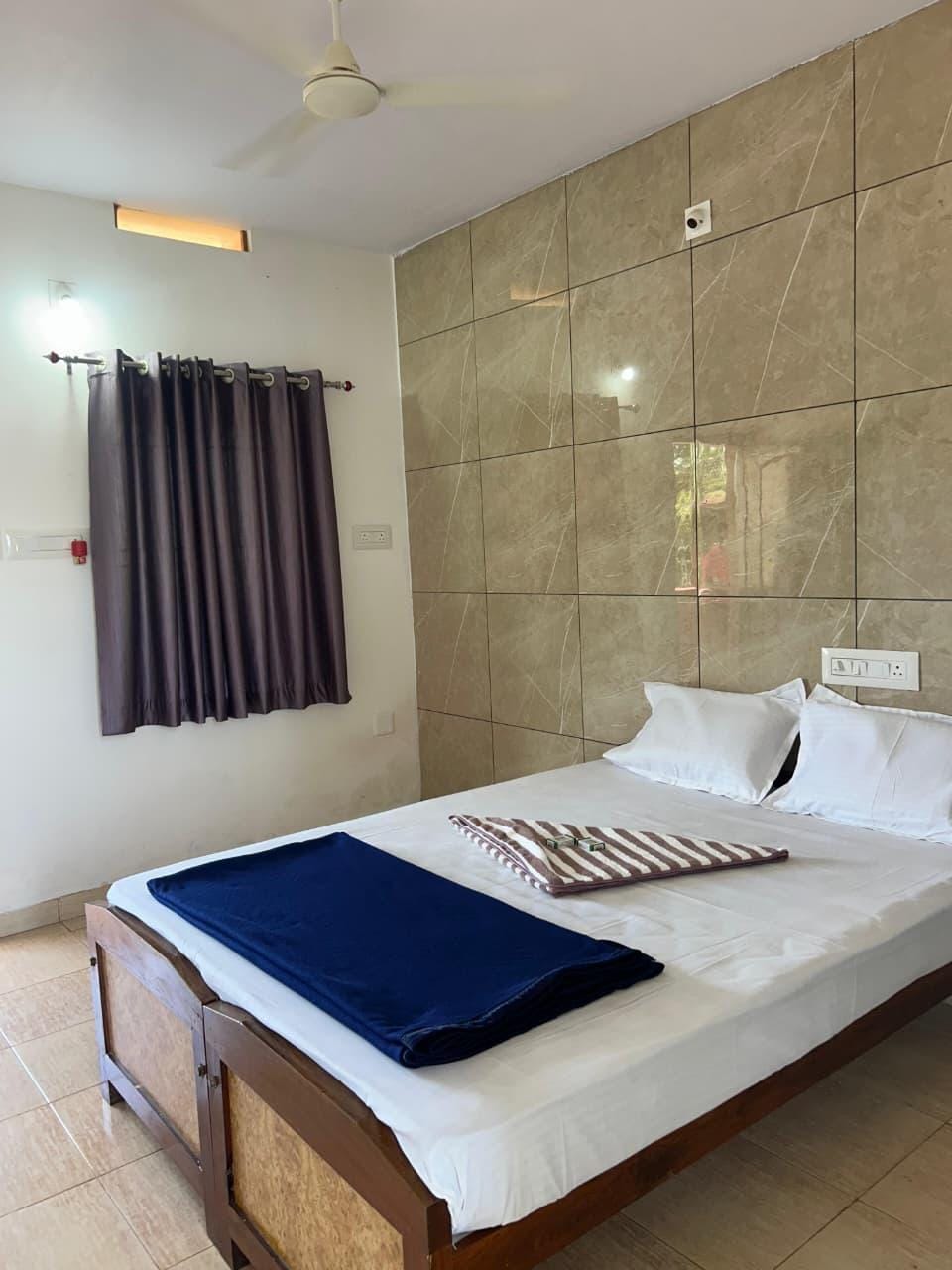 Stone Wood Stay Hotel in Karnataka