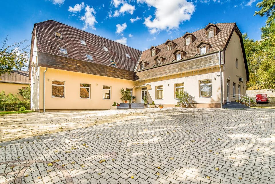 Árnyas Panzió Hotel in Hungary