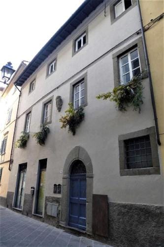 LO studiO B&B Hotel in Pistoia