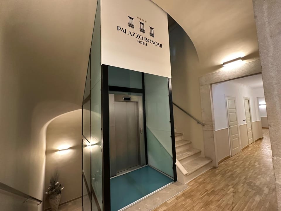 Palazzo Bonomi Hotel in Apulia