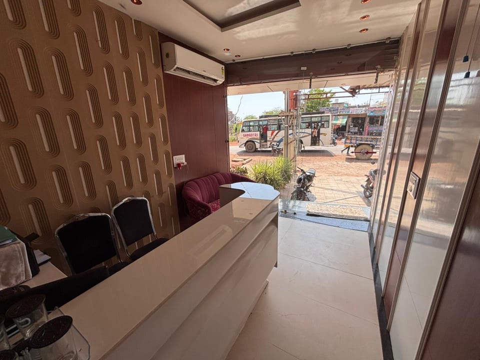 Corporate Hotel Hotel in Uttar Pradesh