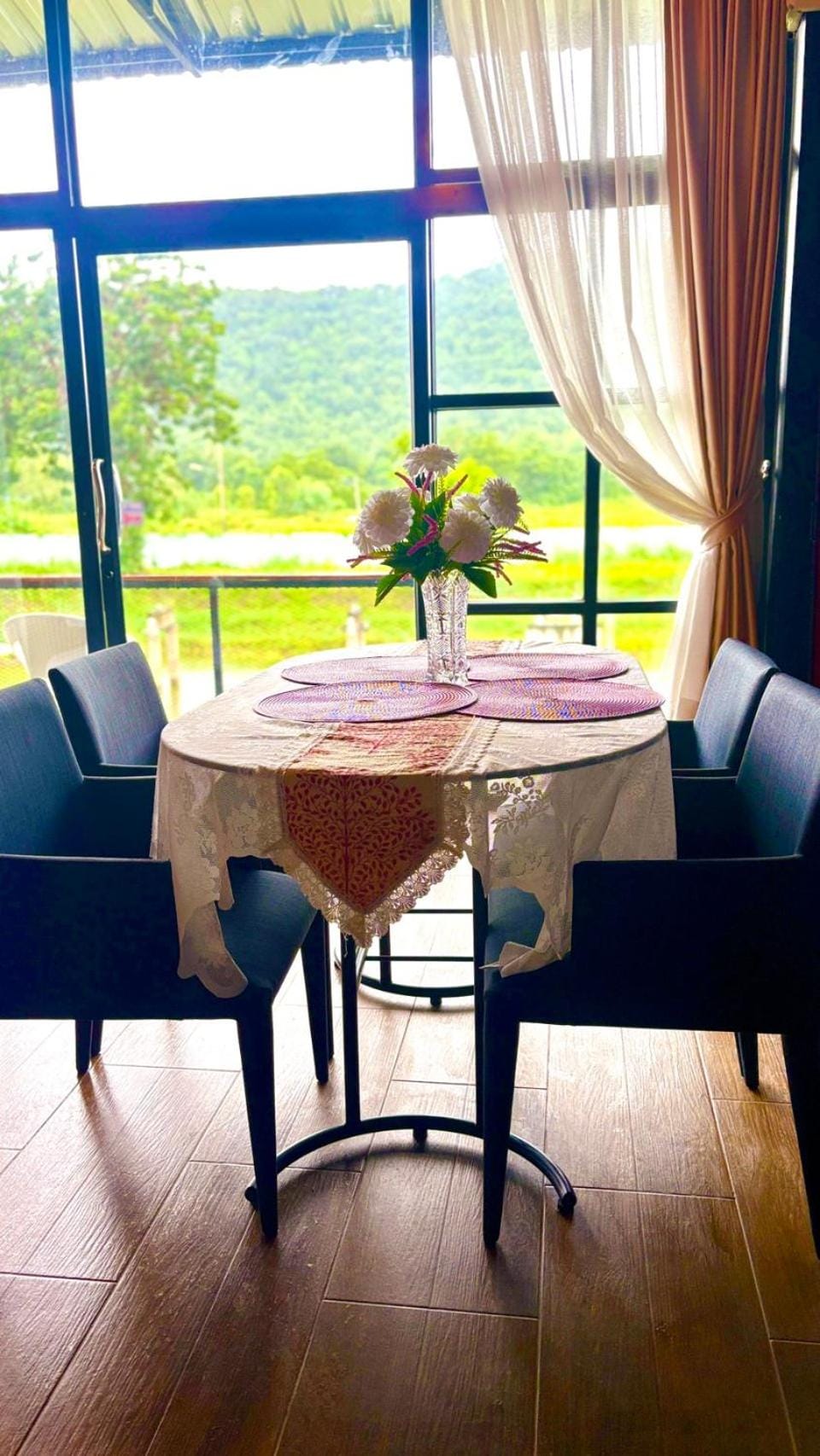 ที่หลับ ที่นอน place to sleep Resort in Laos