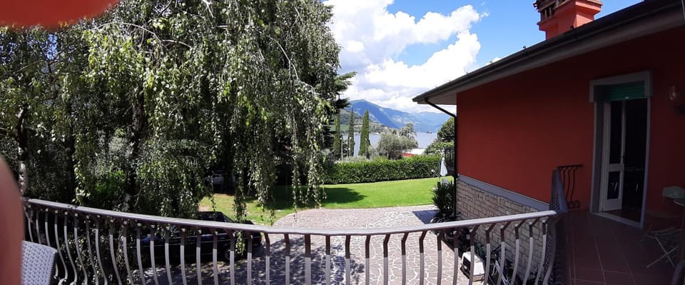 Villa Leilani B&B Hotel in Province of Brescia