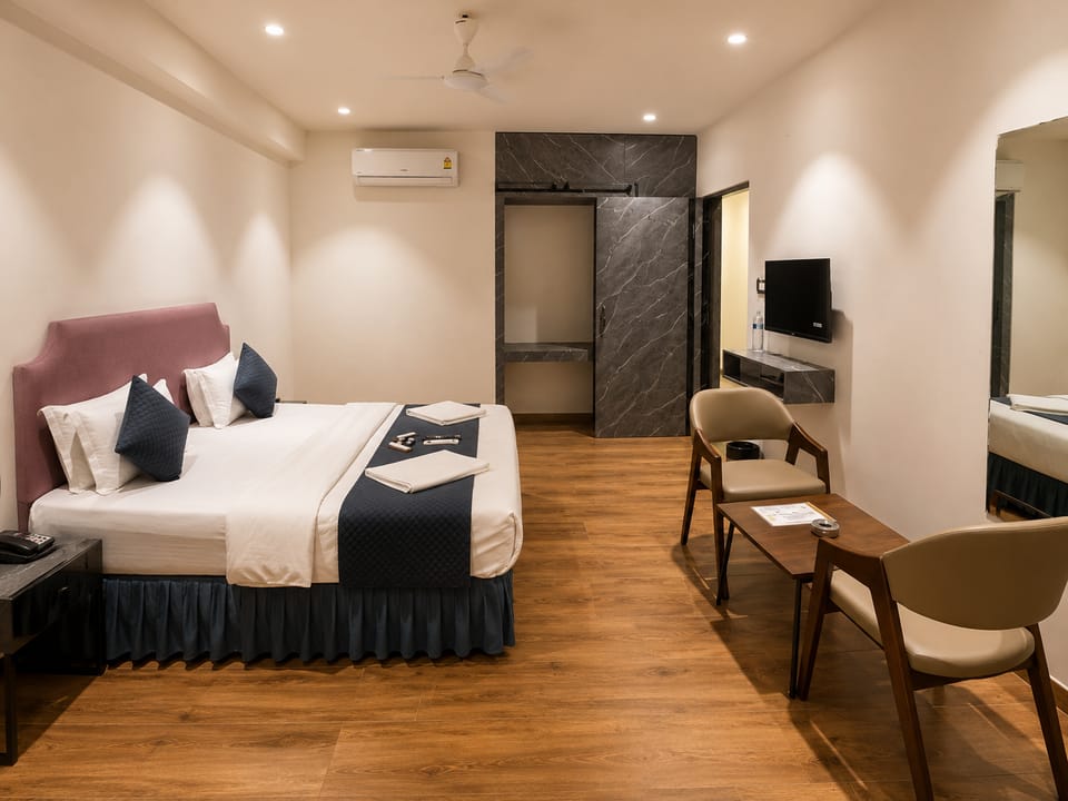 Hotel Nee Residency Hotel in Gujarat