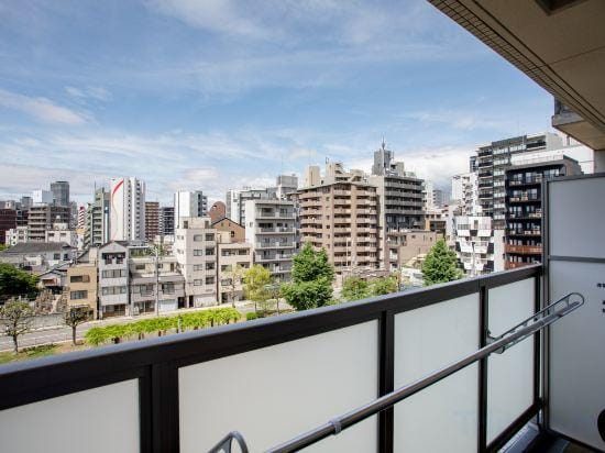 Star house Hotel in Osaka