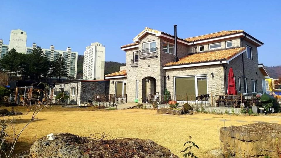 Cheorwon Unhakjeongwon Pension Hotel in South Korea
