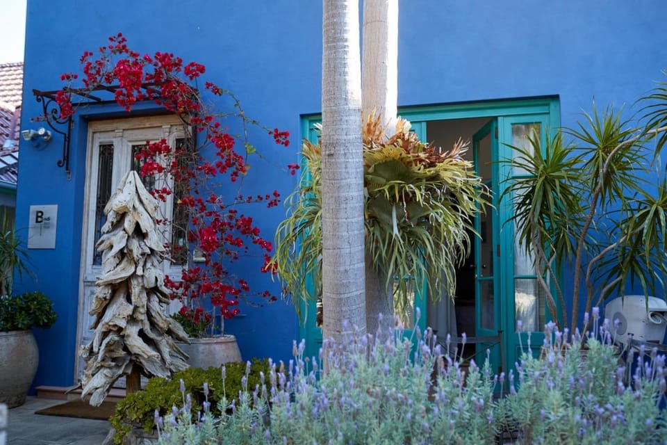 Bondi Beach House Hotel in Sydney
