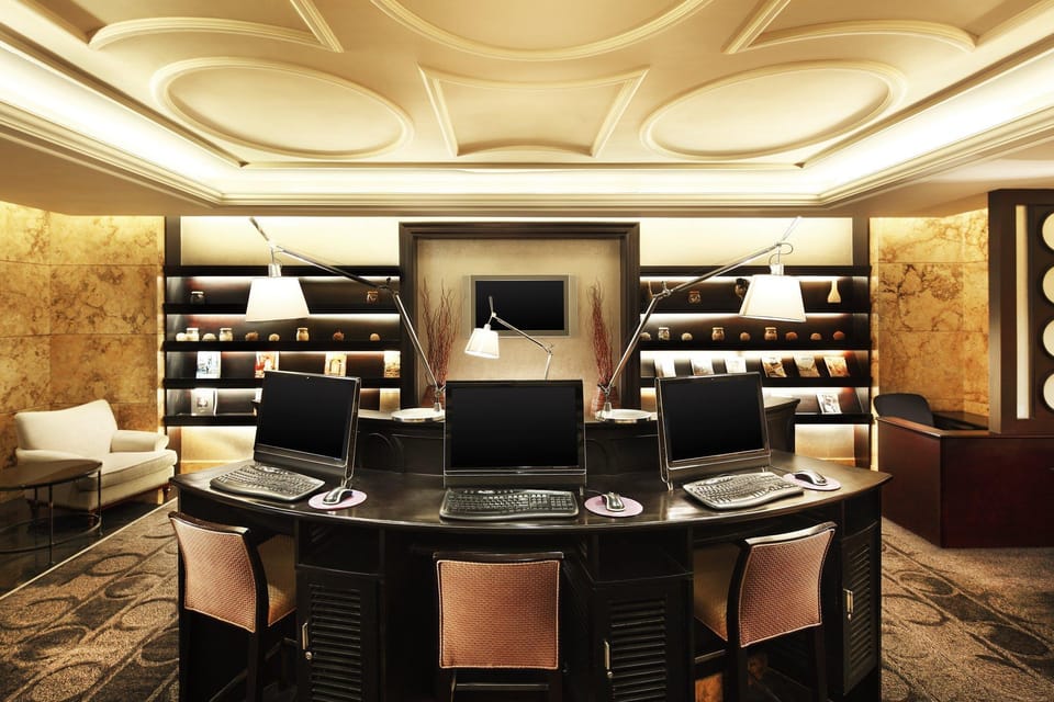 Sheraton Shenzhen Futian Hotel Hotel in Hong Kong