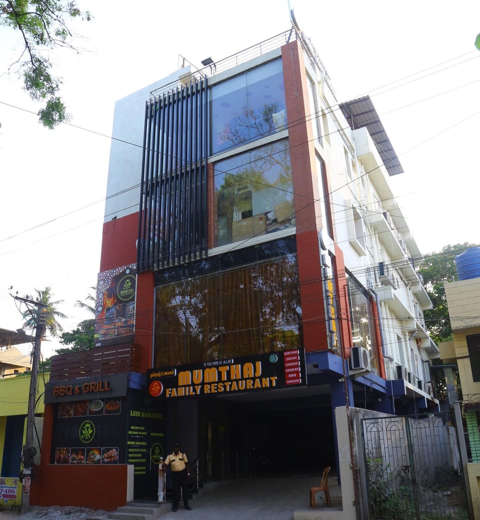 Raj Hussain Land Mark Hotel Hotel in Tamil Nadu