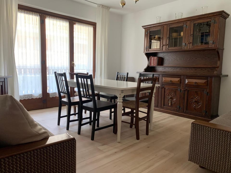 Residence Alpen Casavacanze Hotel in Pinzolo