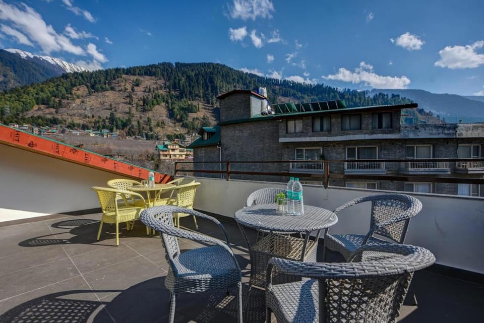 Raaya Royal Retreat Hotel in Himachal Pradesh