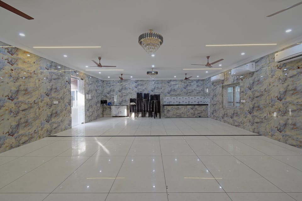 FabHotel Sushmitha Inn Hotel in Telangana