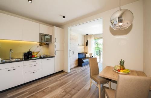 Haus Gregori Modern & Central Stay in Vineyard with Rooftop & Served Breakfast Hotel in Kaltern an der Weinstraße