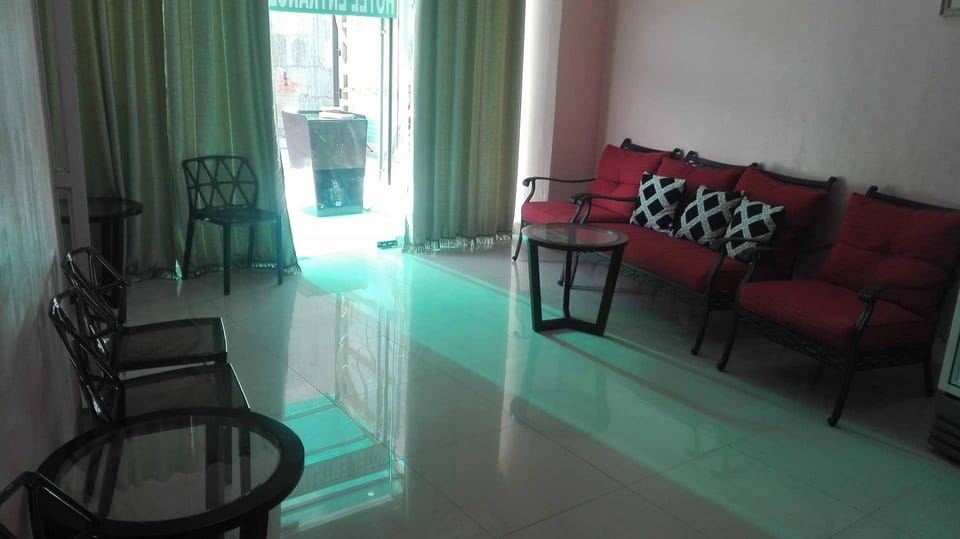 Meaco Royal Hotel - Tabaco Inn in Bicol