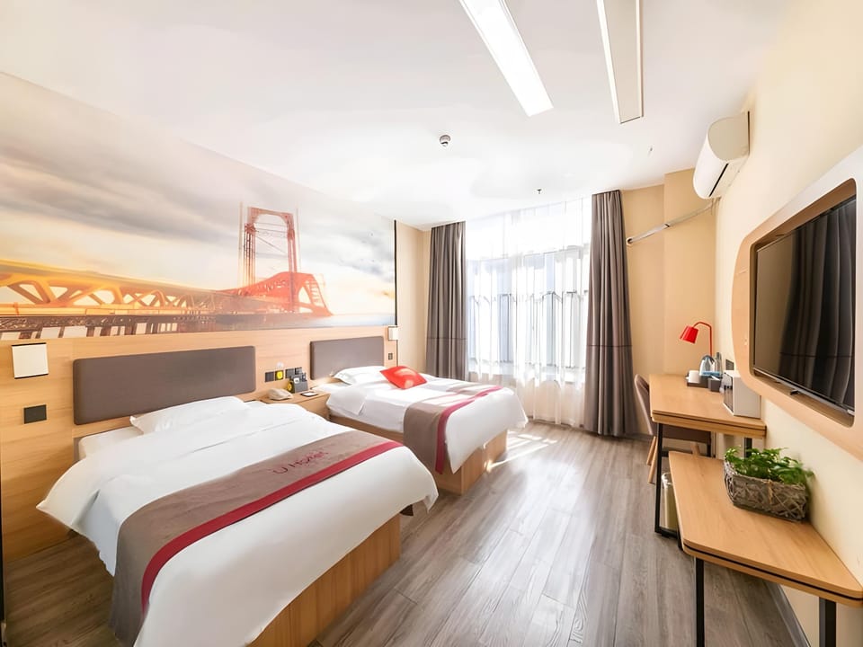Thank Inn Plus Hotel Anhui Xuancheng Xuanzhou District Shengshiyujing Hotel in Zhejiang