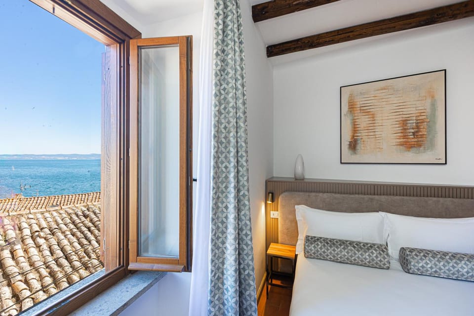 Marta Lake Albergo Diffuso & Spa Hotel in Lazio