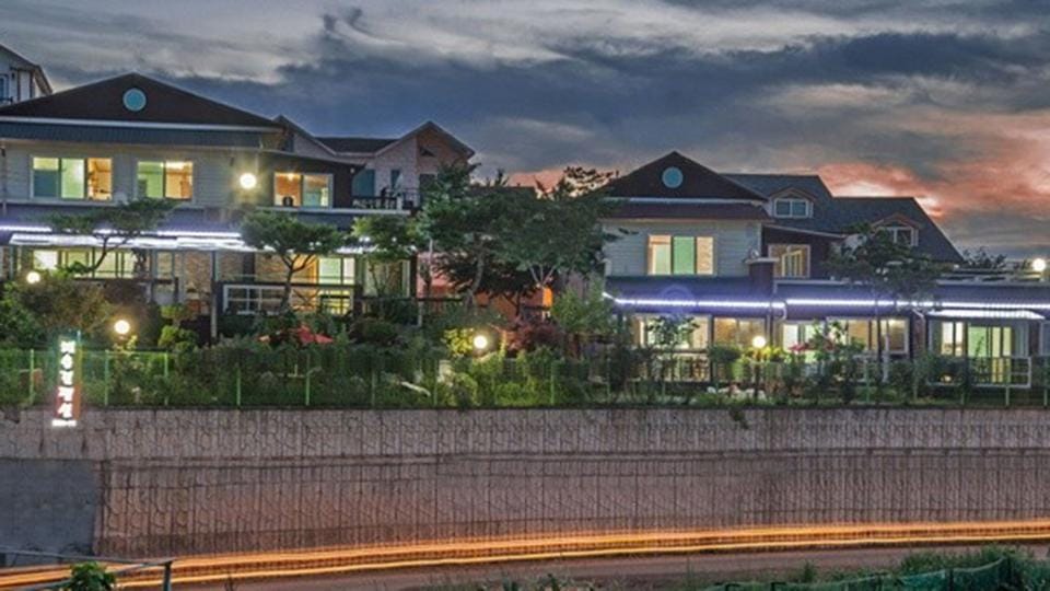 Daebudo Tteurak Pension Hotel in Gyeonggi-do
