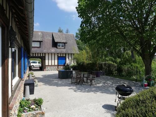 La Vallee Hotel in Normandy